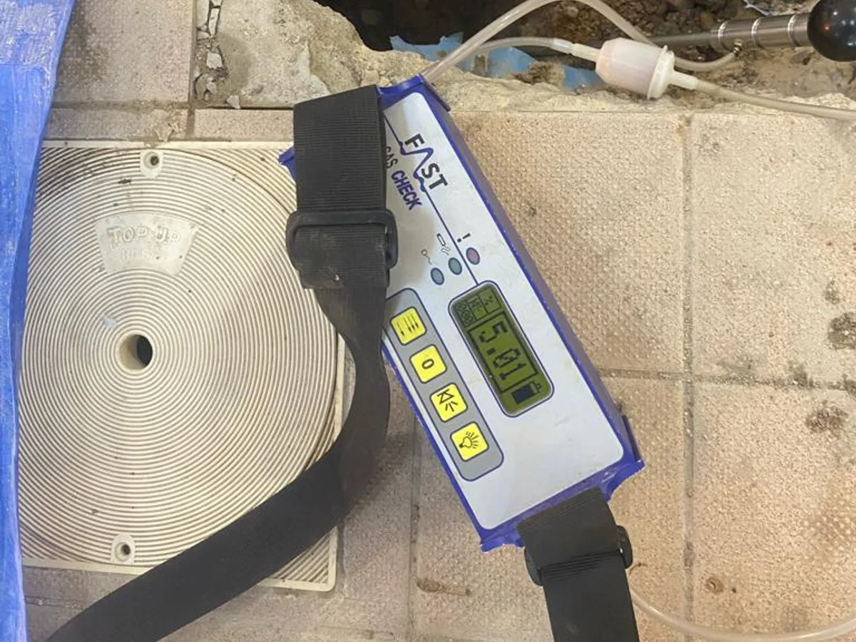 Swimming Pool Leak Detection in Bracknell