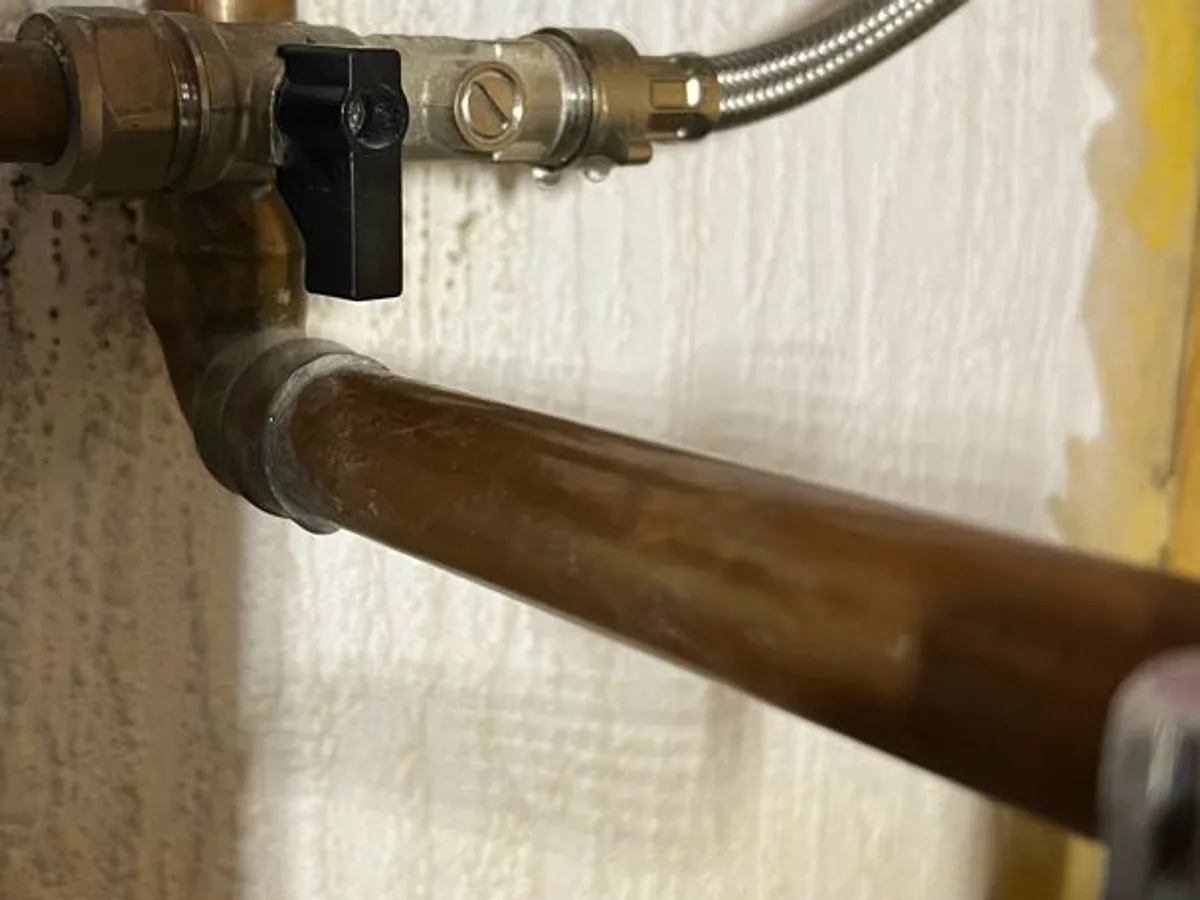 filling loop and PRV valve on central heating pipework during leak detection survey