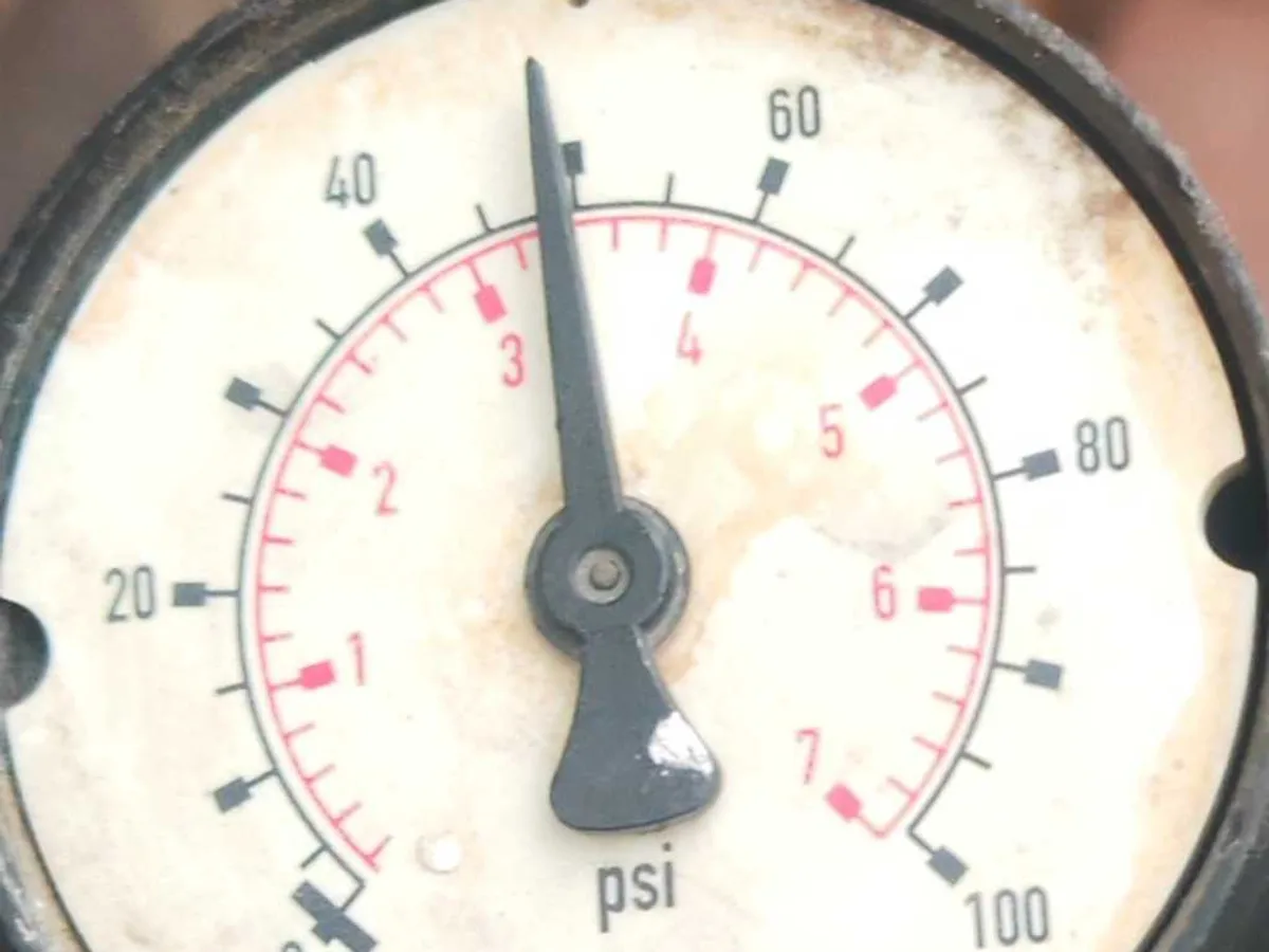 pressure gauge reading recorded during post-repair pressure test of cold mains supply — during leak detection